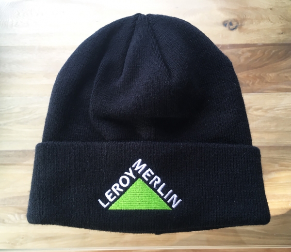 Bonnet Acrylique