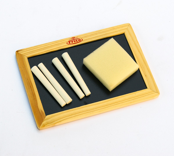 Mini slate with chalk and sponge 