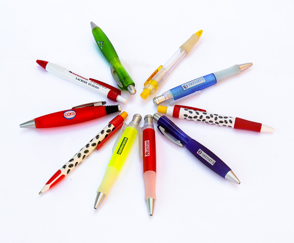 Stylos Plastiques réalisés pour divers Clients 